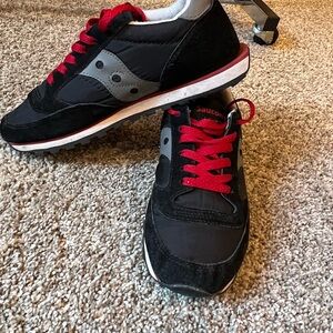 Saucony Women’s Black and Red Sneakers